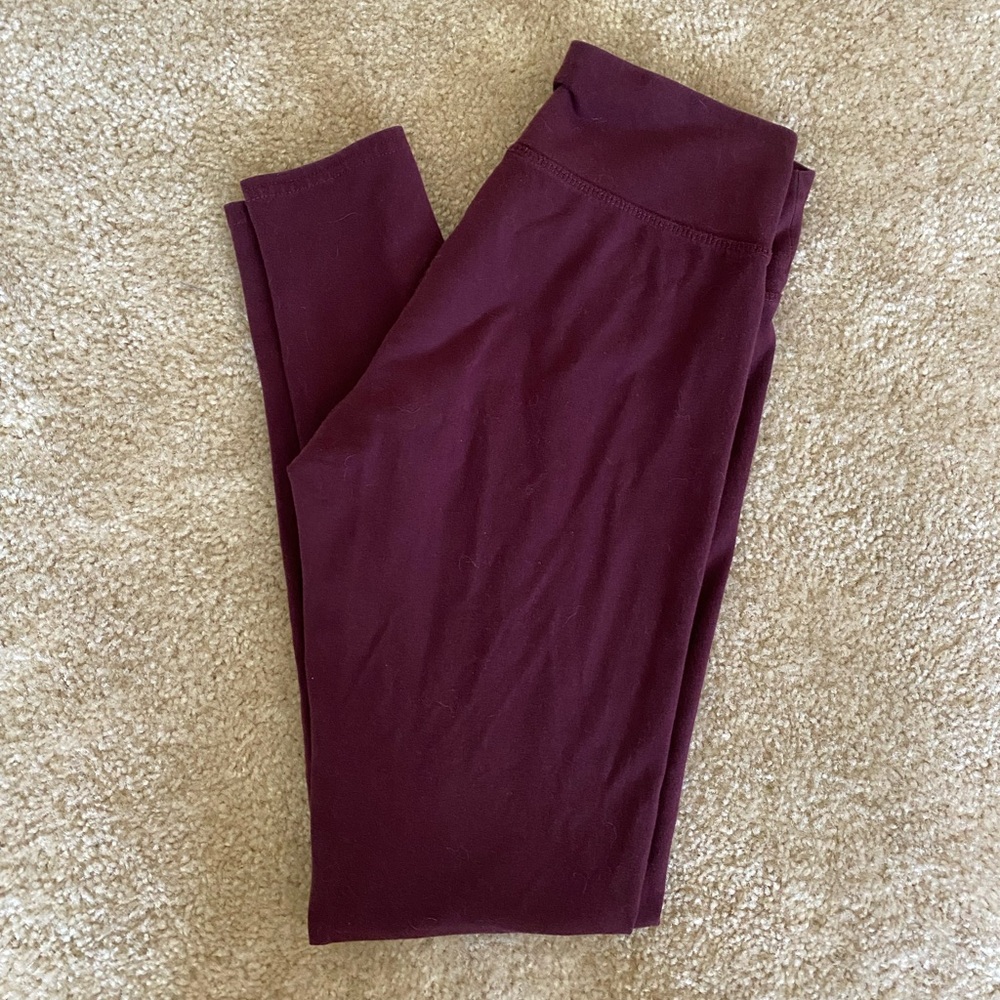 Aerie maroon leggings